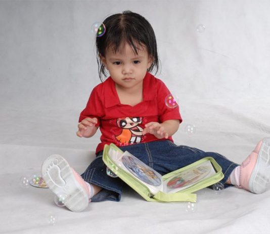 4 Tip Anak Suka Belajar Membaca