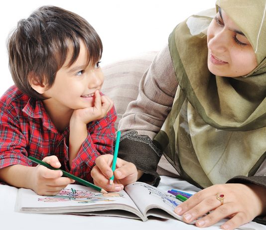 4 Tip Melatih Anak Cintakan Membaca