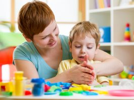 Perkembangan Kemahiran Motor Halus Anak