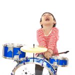 Bagaimana Muzik Membantu Perkembangan Anak?