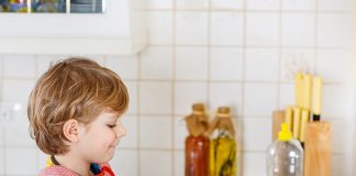 Didik Anak Mengemas dari Kecil