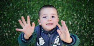 4 Tindakan Atasi Tantrum Si Manja