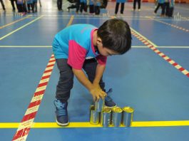 Detoksifikasi Gajet Elektronik Dengan Permainan Tradisional