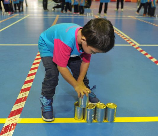 Detoksifikasi Gajet Elektronik Dengan Permainan Tradisional