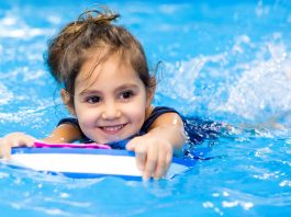 Jangan Disangka Kolam Renang Yang Tenang Tiada Parasit!